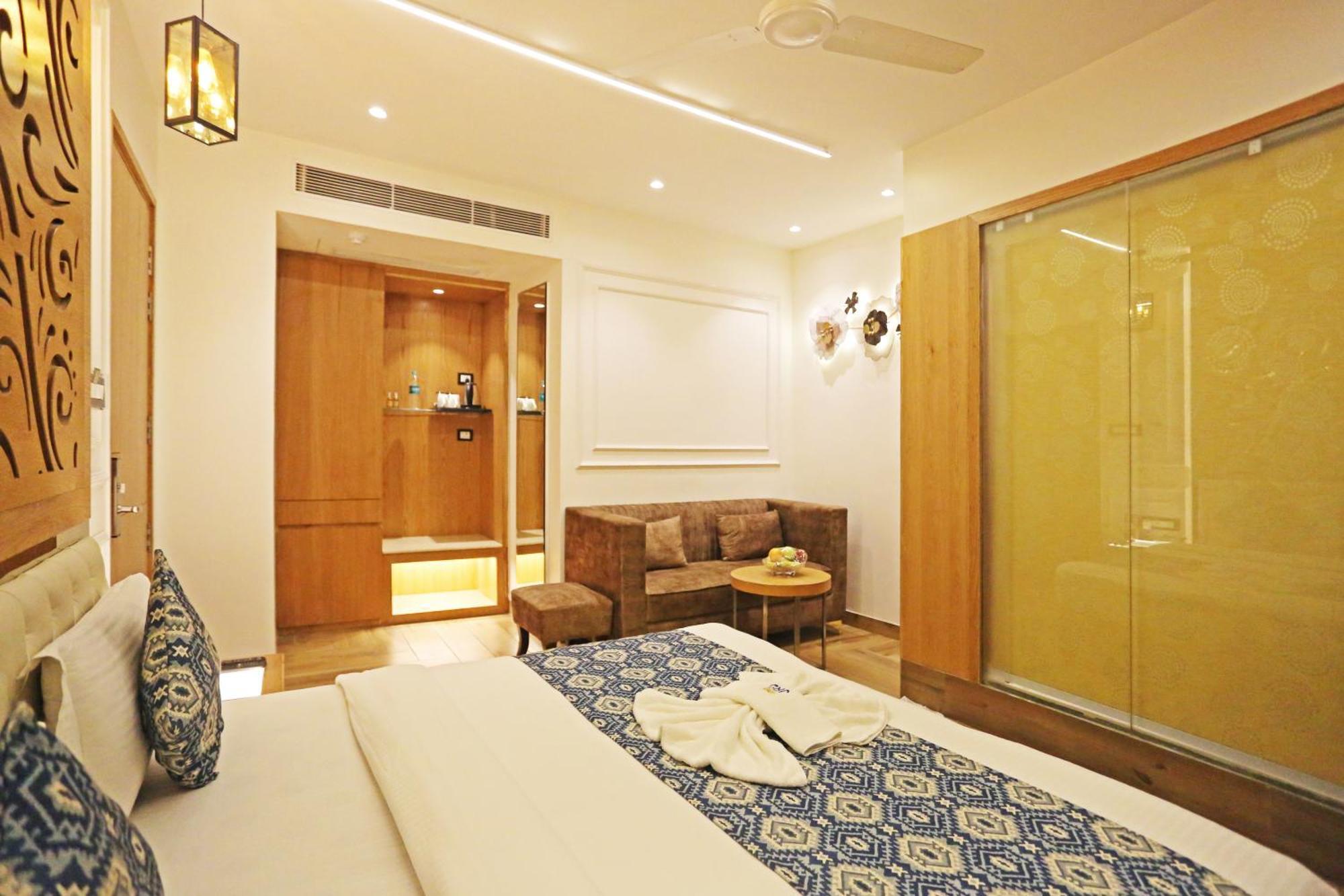 Jrd Luxury-Business Hotel New Delhi Ngoại thất bức ảnh