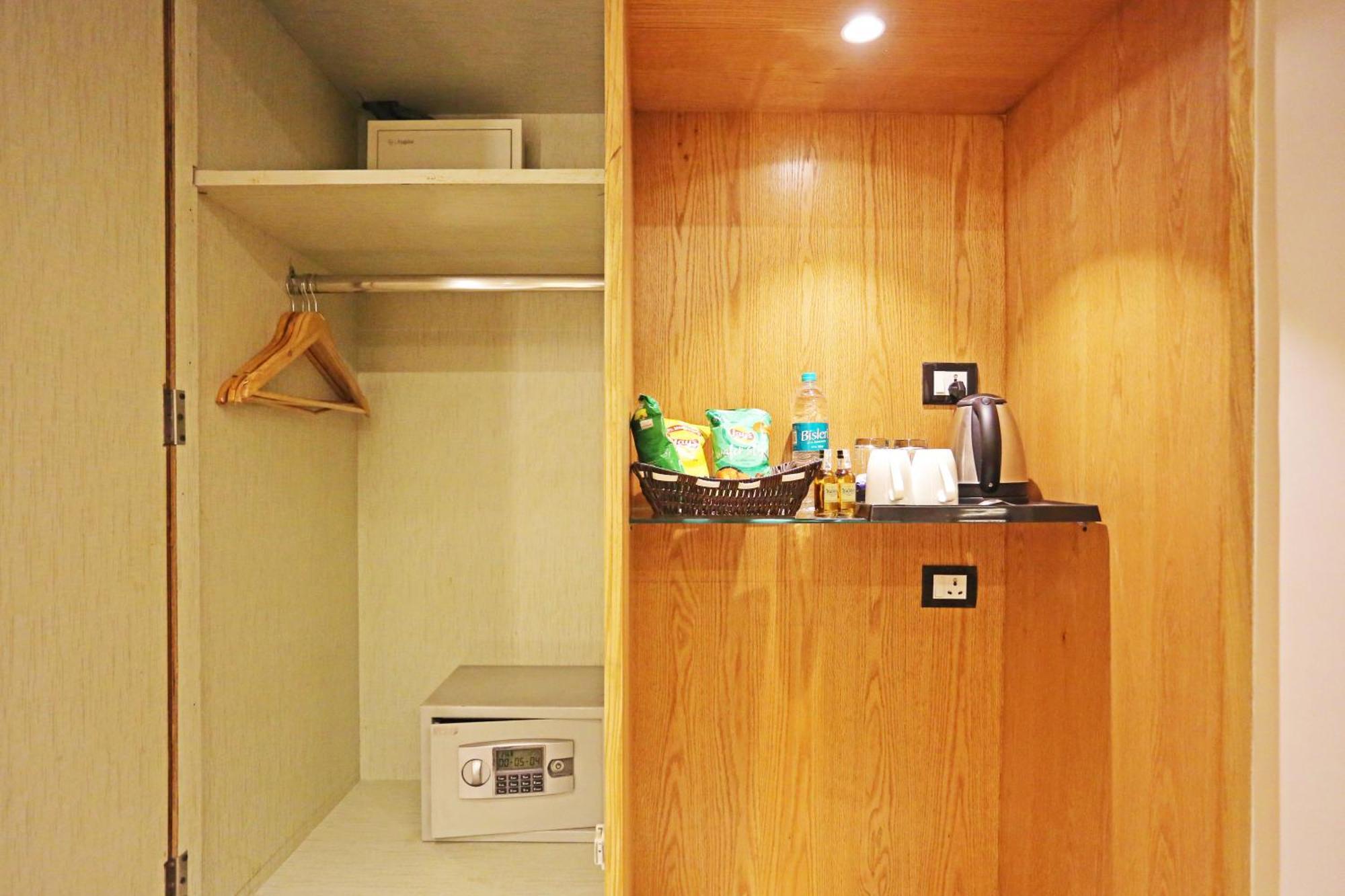 Jrd Luxury-Business Hotel New Delhi Ngoại thất bức ảnh