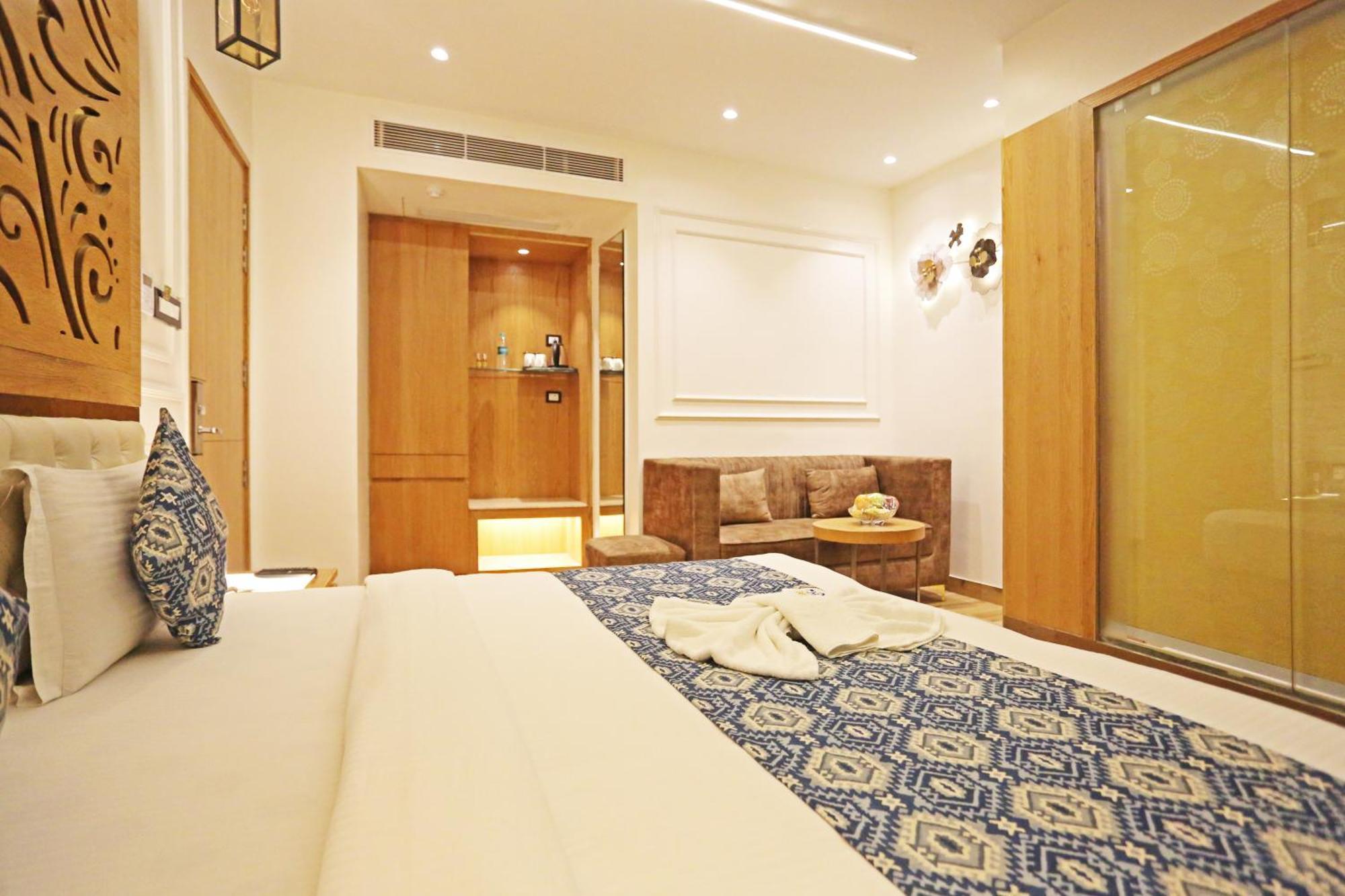 Jrd Luxury-Business Hotel New Delhi Ngoại thất bức ảnh